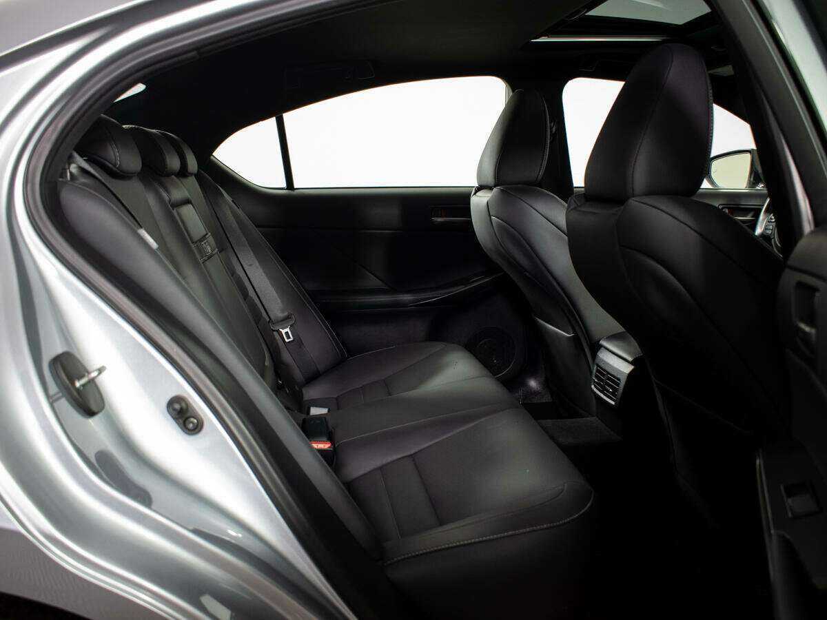 Купить Lexus IS с пробегом. Фото: #6