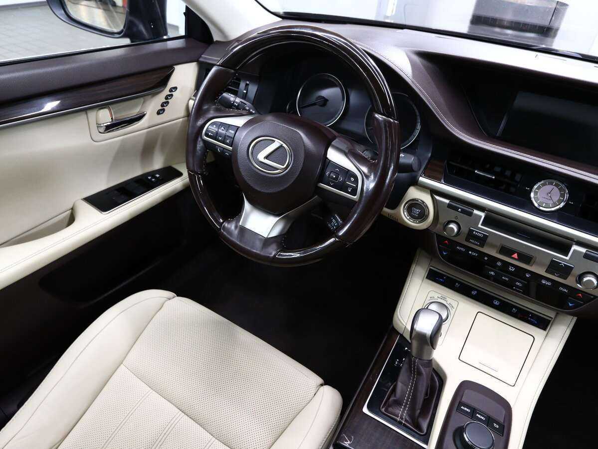 Купить Lexus ES с пробегом. Фото: #20