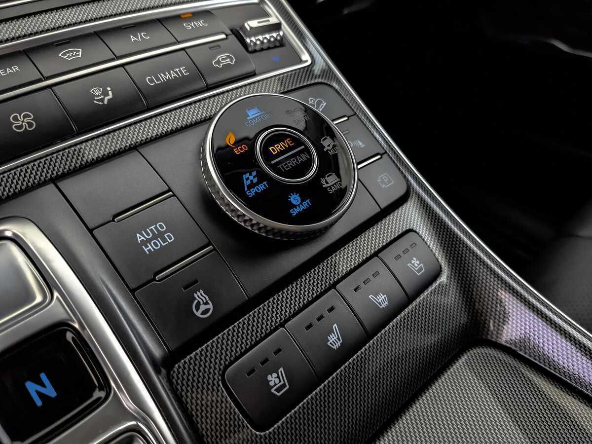 Купить Hyundai Santa Fe с пробегом. Фото: #25