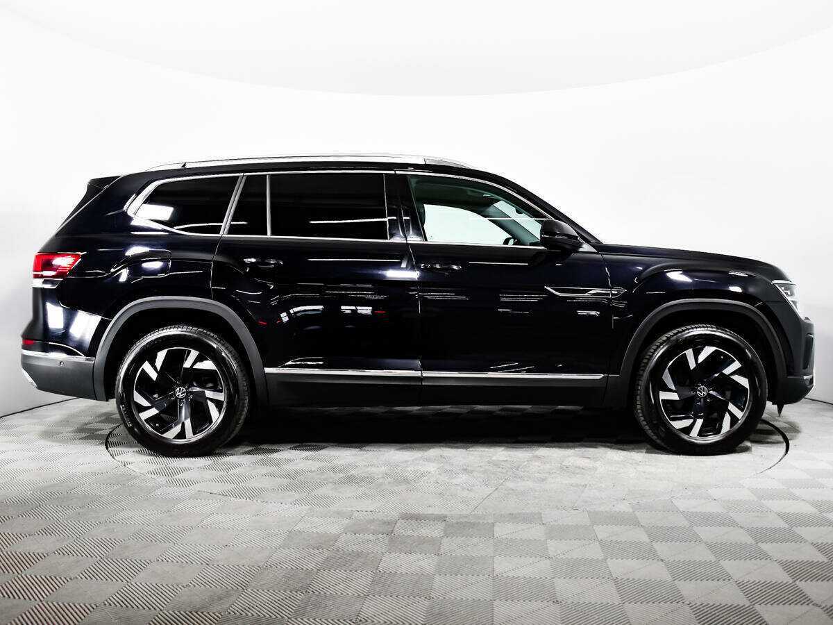 Купить Volkswagen Teramont с пробегом. Фото: #3