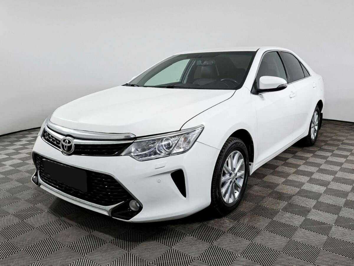 Купить Toyota Camry с пробегом. Посмотреть фото