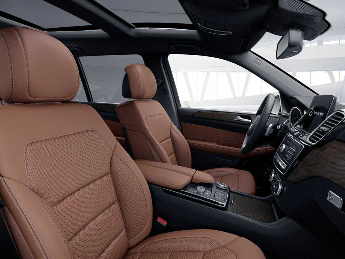 Купить Mercedes-Benz GLS с пробегом. Фото: #6