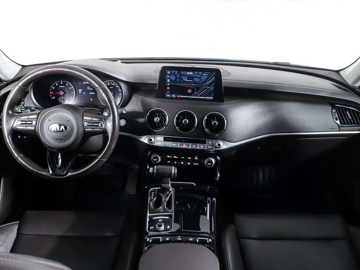 Купить Kia Stinger с пробегом. Фото: #10