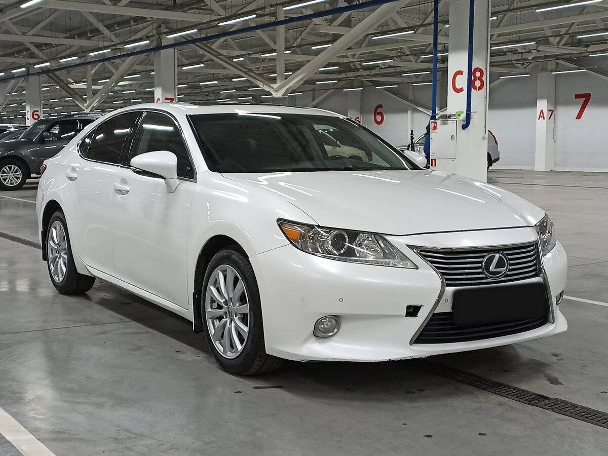 Купить Lexus ES с пробегом. Фото: #2