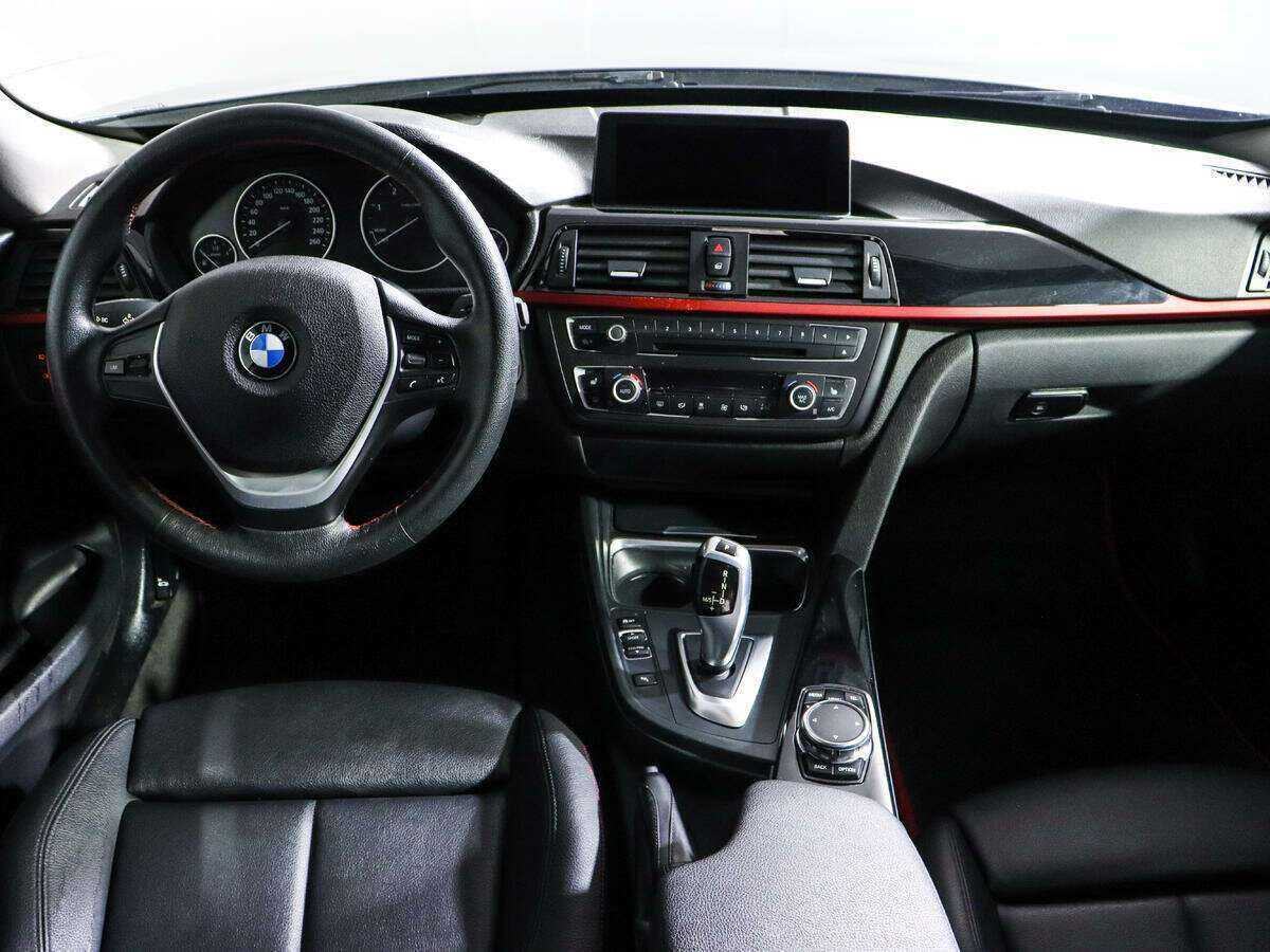 Купить BMW 3 серии с пробегом. Фото: #11