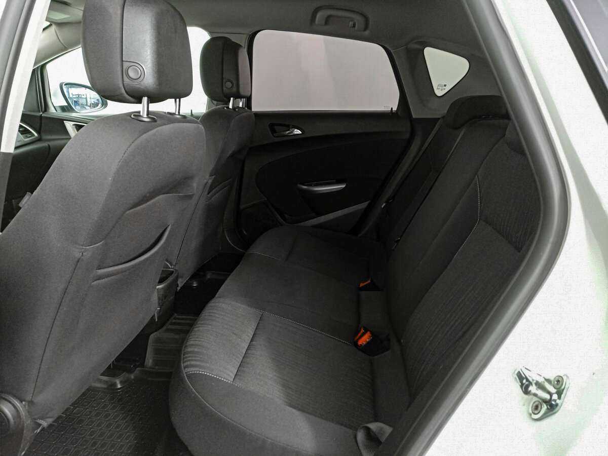 Купить Opel Astra с пробегом. Фото: #11