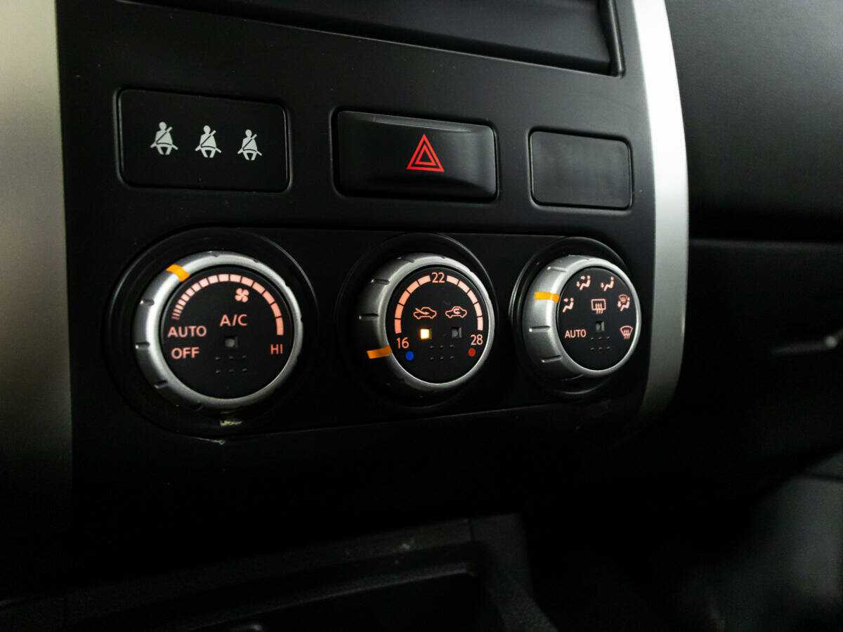 Купить Nissan X-Trail с пробегом. Фото: #18