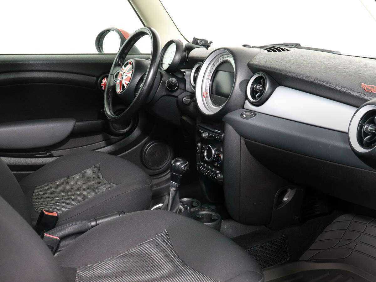 Купить Mini Clubman с пробегом. Фото: #6