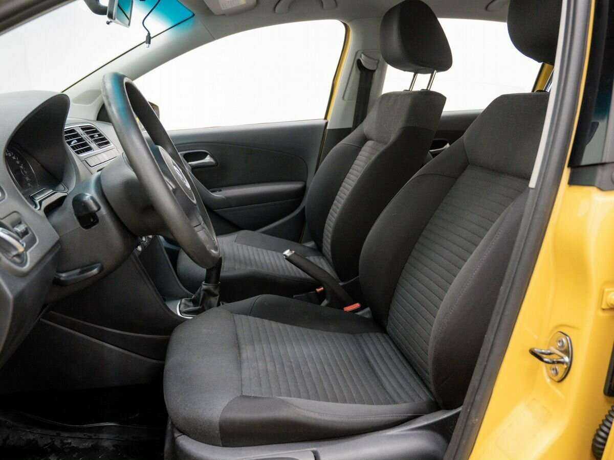Купить Volkswagen Polo с пробегом. Фото: #14