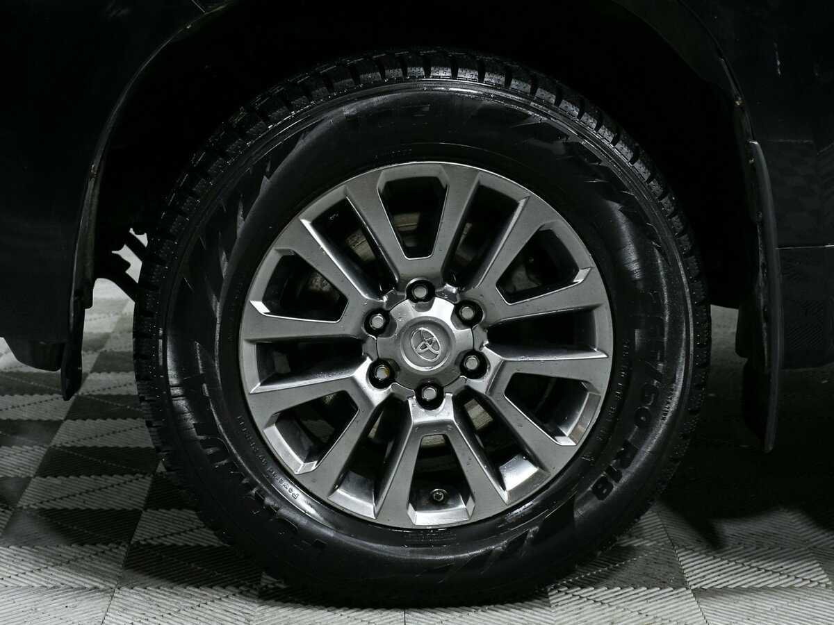 Купить Toyota Land Cruiser Prado с пробегом. Фото: #11