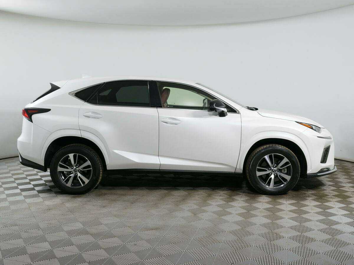 Купить Lexus NX с пробегом. Фото: #3