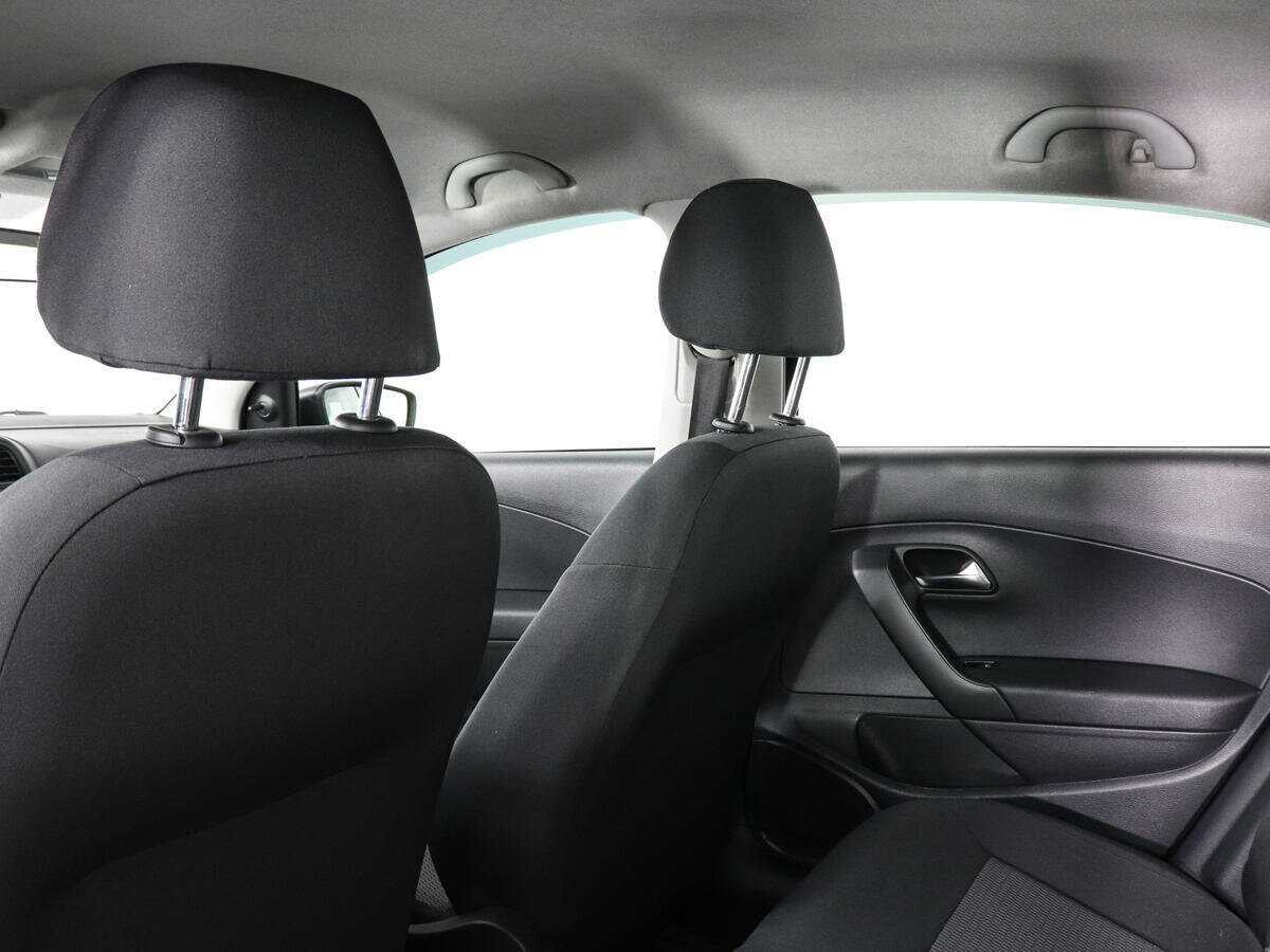 Купить Volkswagen Polo с пробегом. Фото: #7
