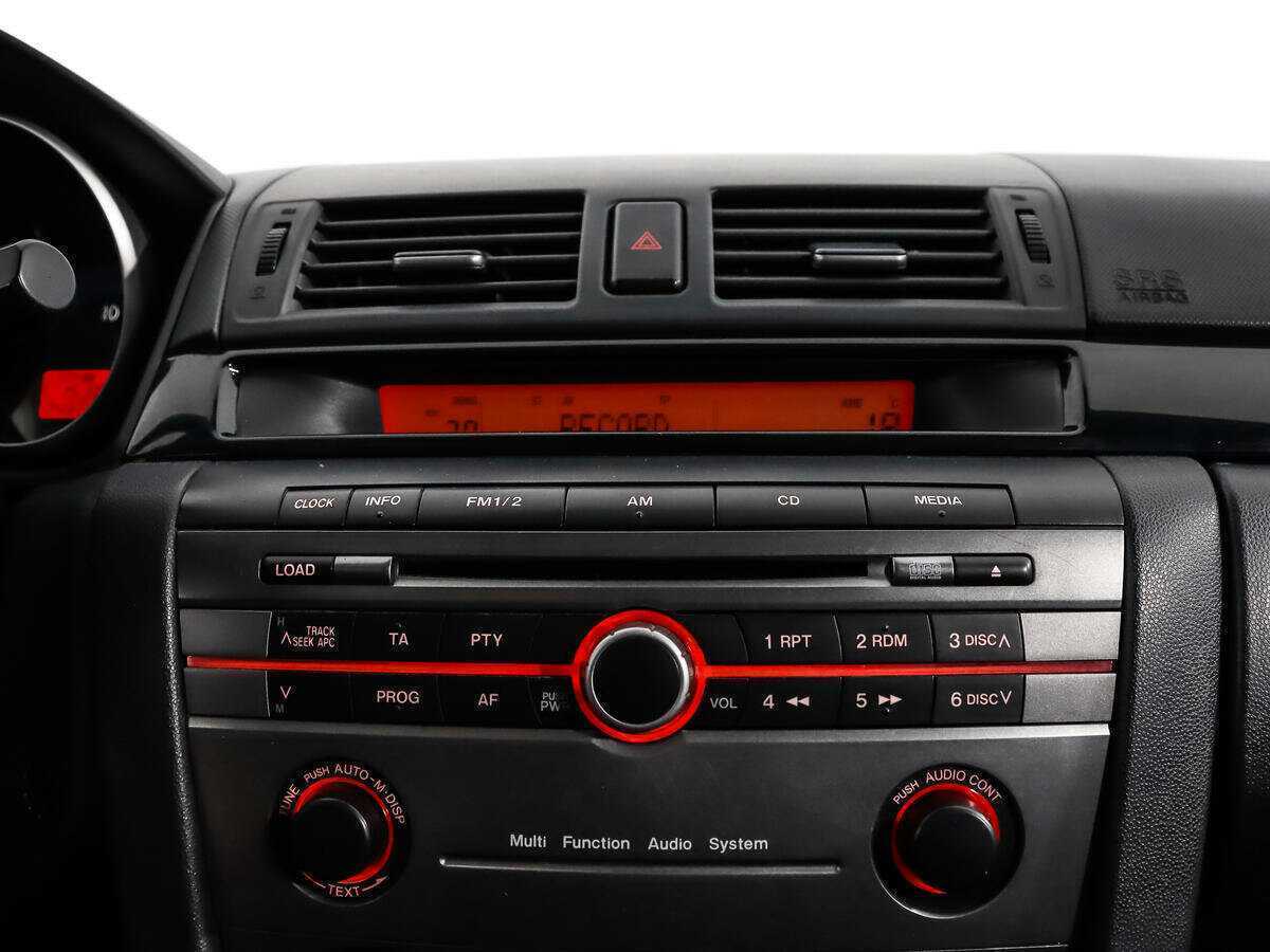 Купить Mazda 3 с пробегом. Фото: #12