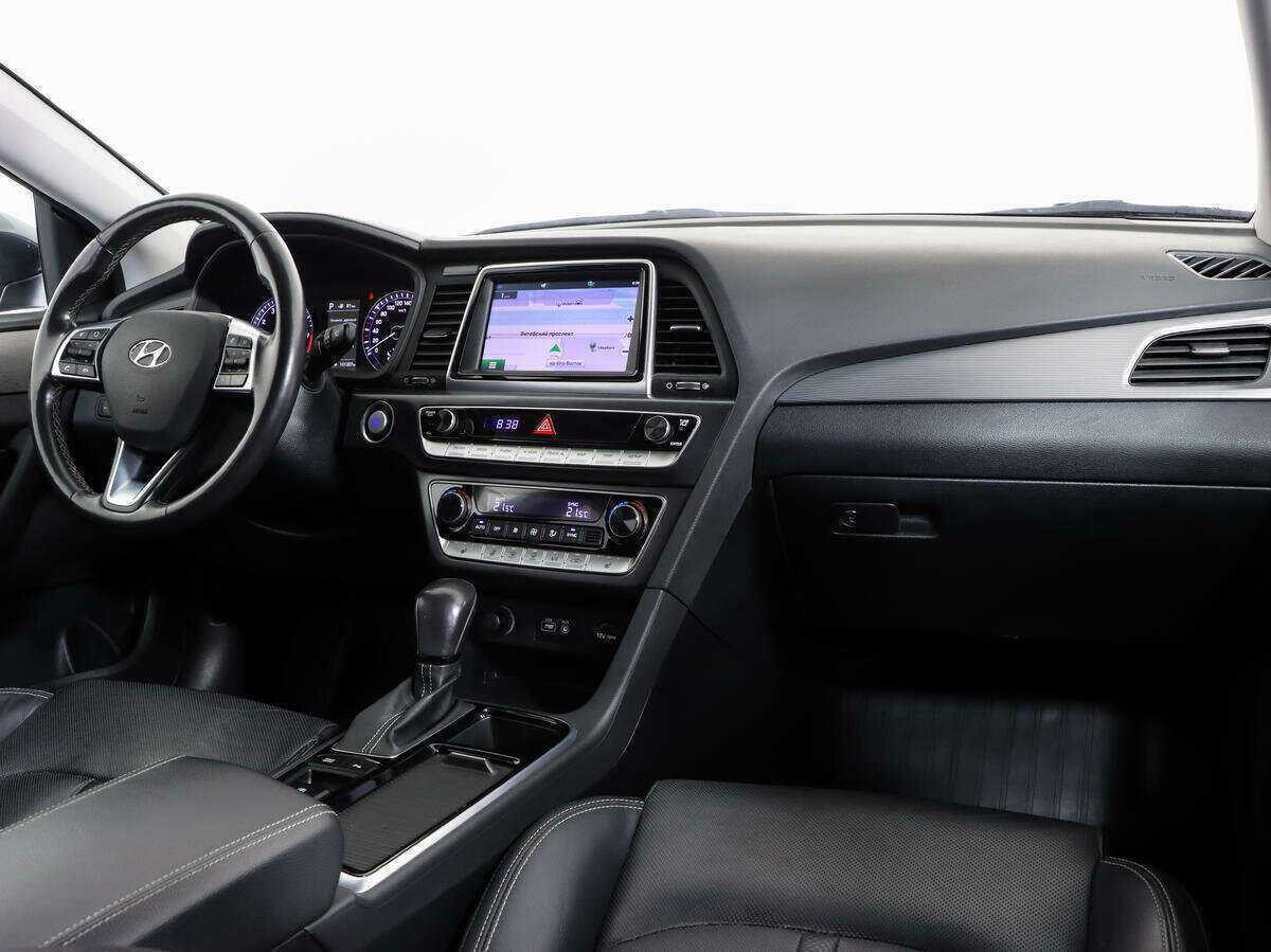 Купить Hyundai Sonata с пробегом. Фото: #8