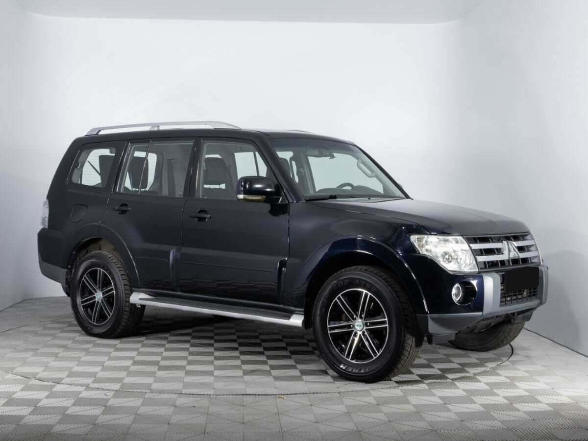Купить Mitsubishi Pajero с пробегом. Фото: #2