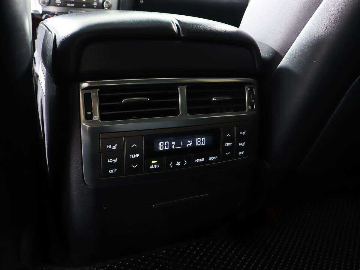 Купить Lexus LX с пробегом. Фото: #20