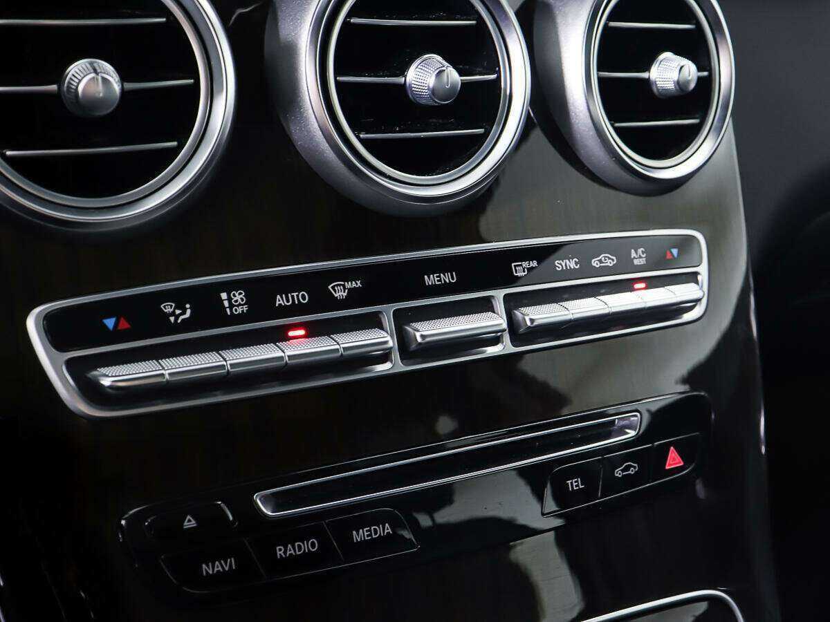 Купить Mercedes-Benz GLC с пробегом. Фото: #19
