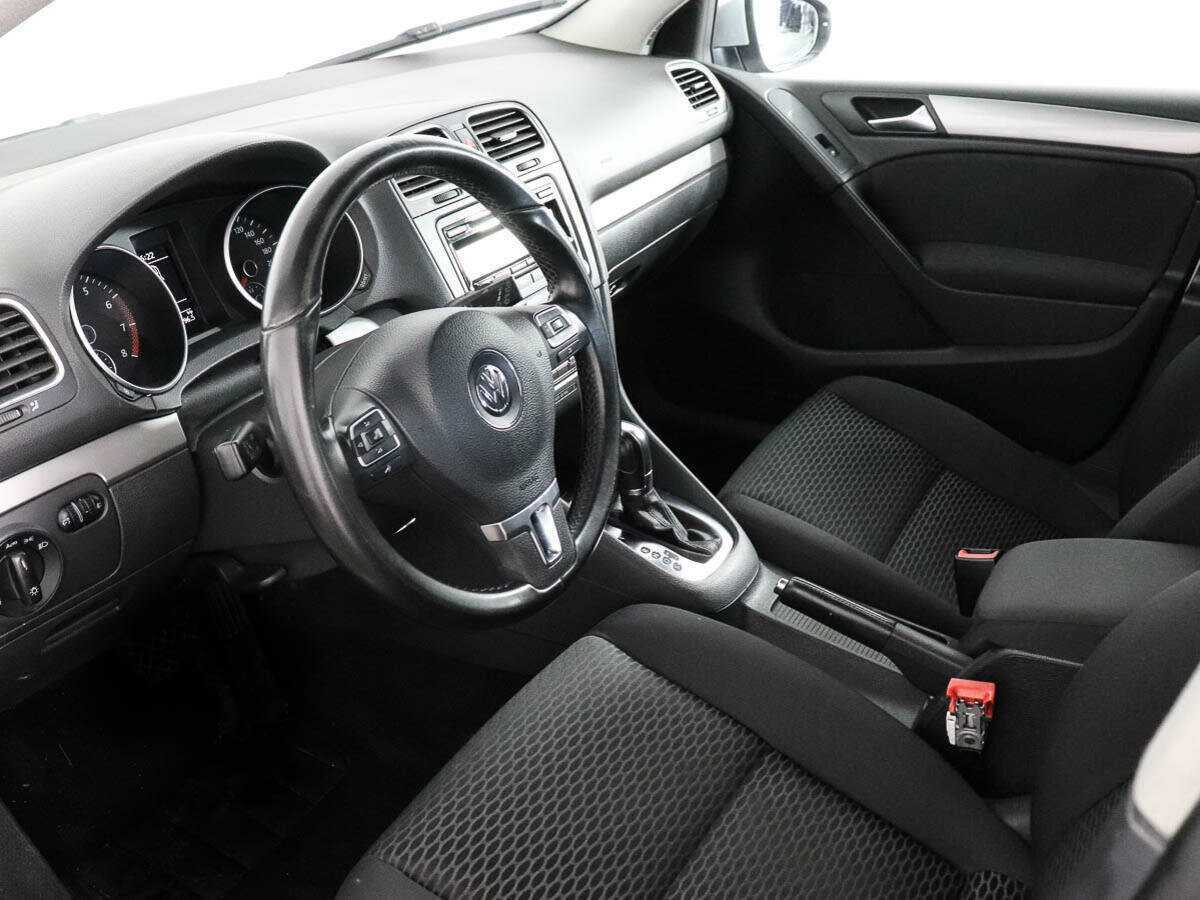 Купить Volkswagen Golf с пробегом. Фото: #7