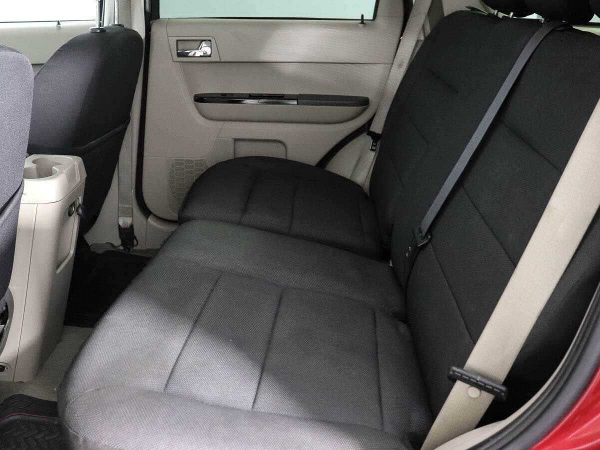 Купить Mazda Tribute с пробегом. Фото: #10