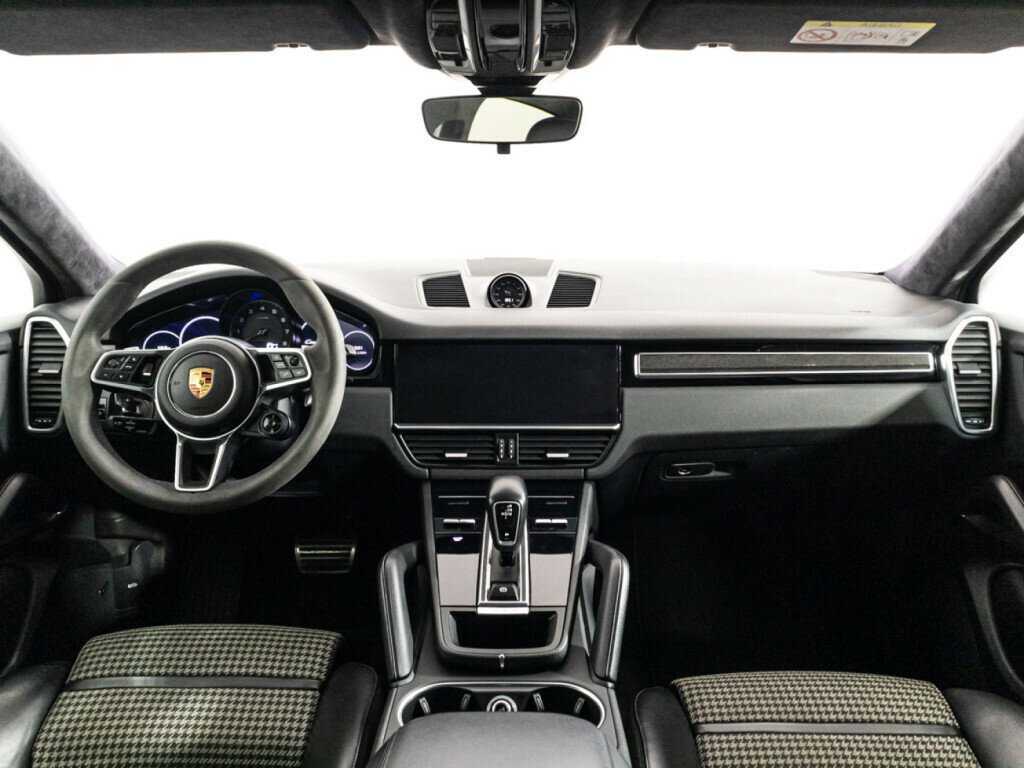 Купить Porsche Cayenne с пробегом. Фото: #12