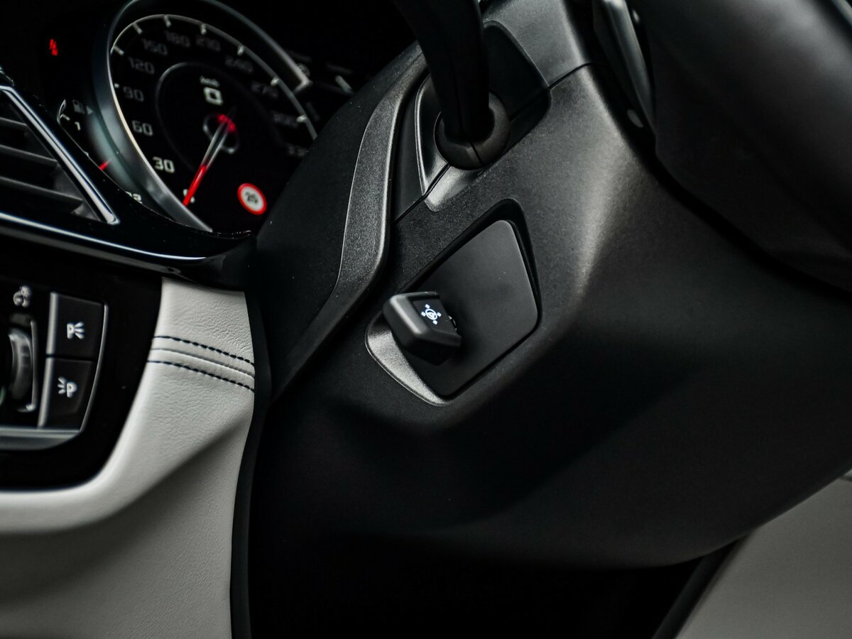 Купить BMW M5 с пробегом. Фото: #22