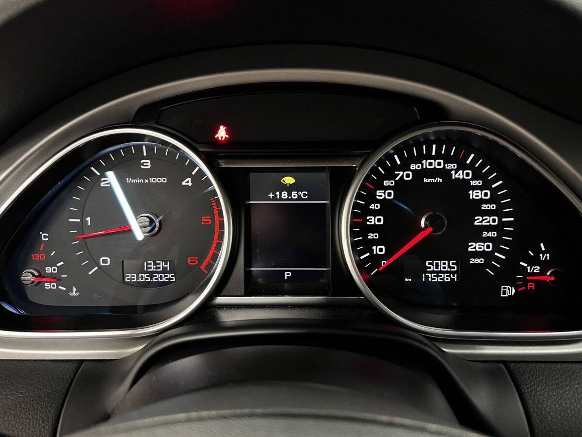 Купить Audi Q7 с пробегом. Фото: #12