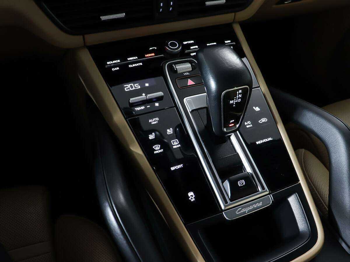 Купить Porsche Cayenne с пробегом. Фото: #18