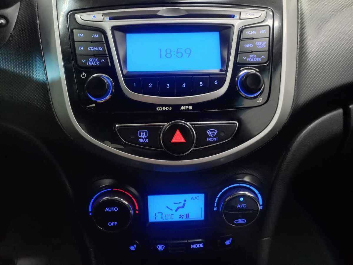 Купить Hyundai Solaris с пробегом. Фото: #12