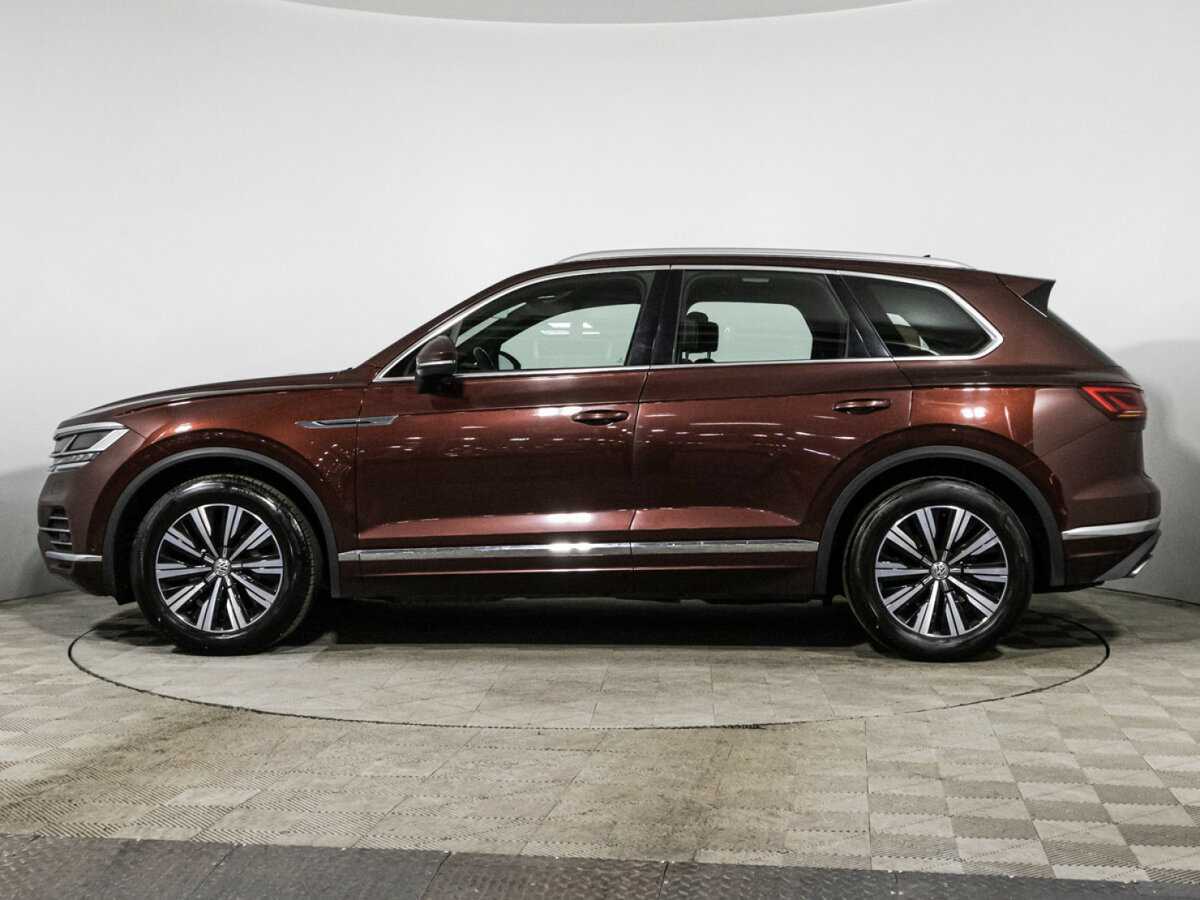 Купить Volkswagen Touareg с пробегом. Фото: #7