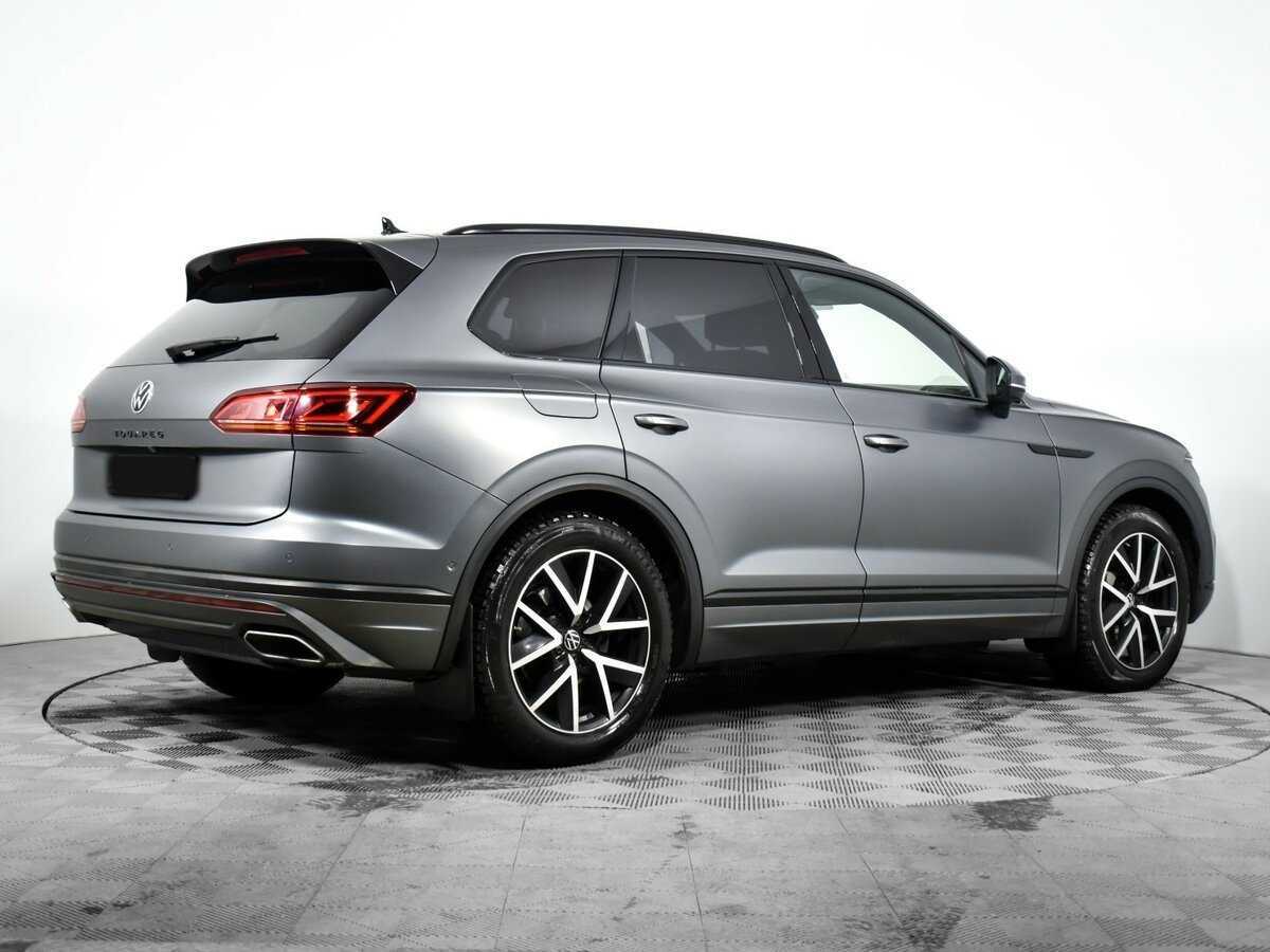 Купить Volkswagen Touareg с пробегом. Фото: #4