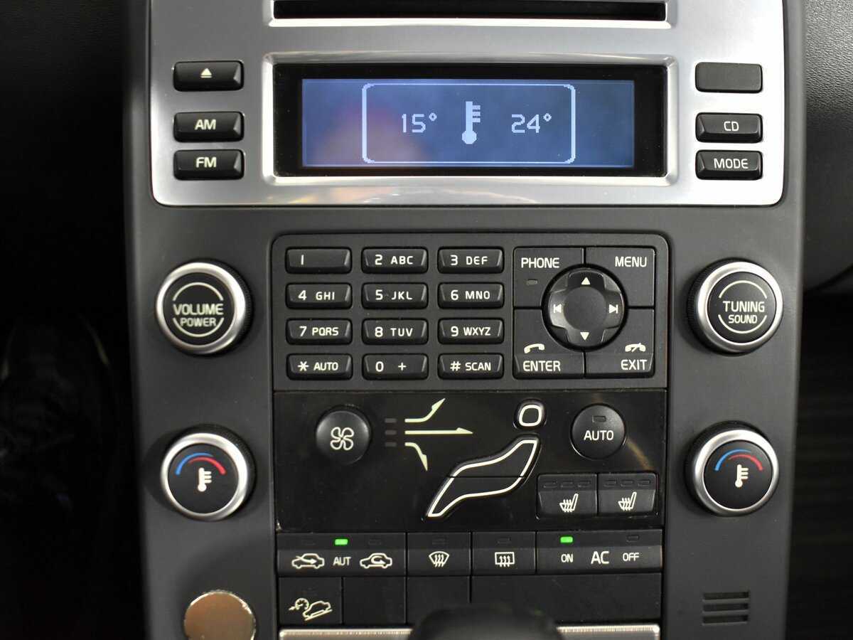 Купить Volvo XC70 с пробегом. Фото: #18