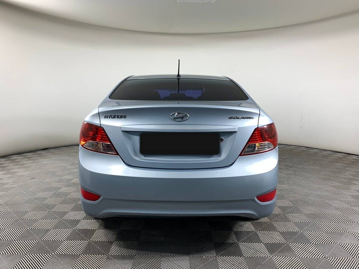 Купить Hyundai Solaris с пробегом. Фото: #5