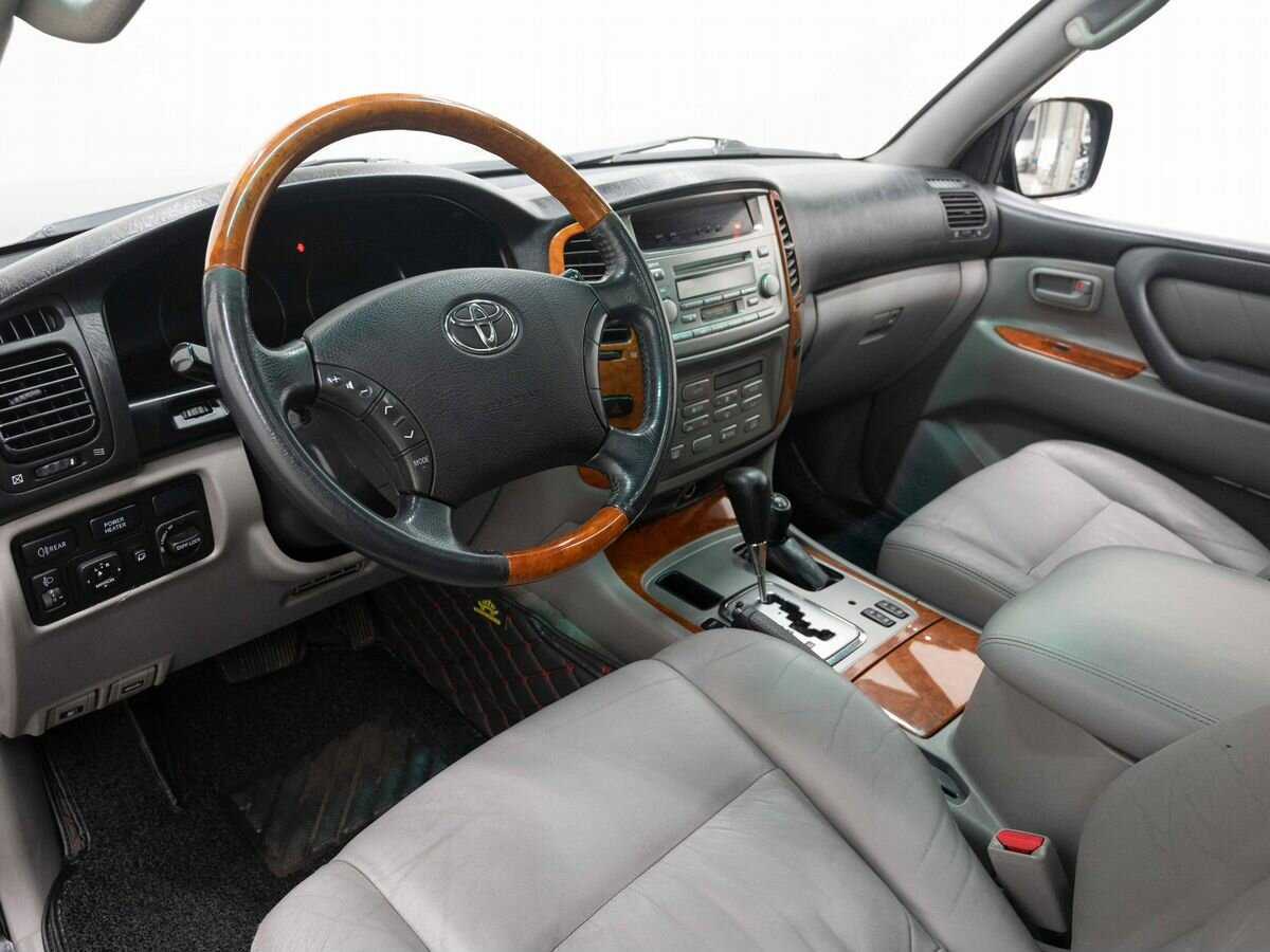 Купить Toyota Land Cruiser с пробегом. Фото: #8