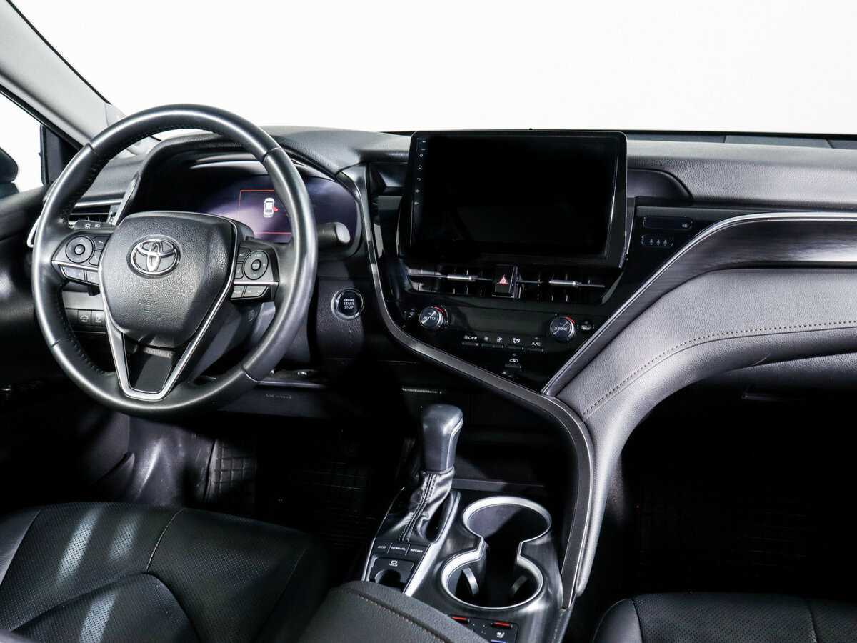 Купить Toyota Camry с пробегом. Фото: #11