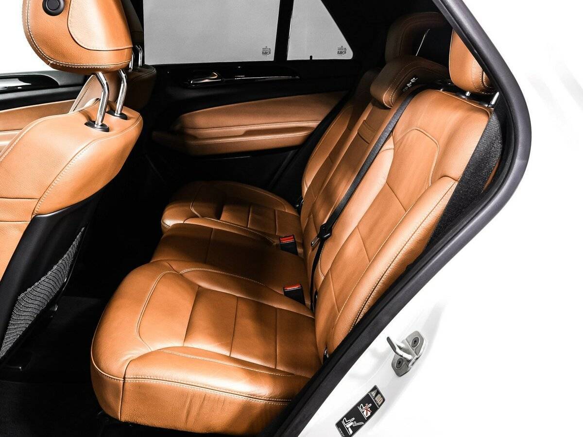 Купить Mercedes-Benz GLE с пробегом. Фото: #12