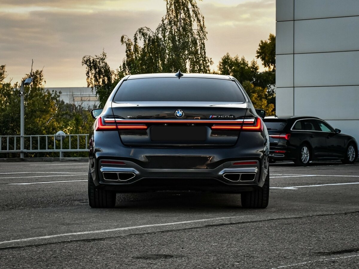 Купить BMW 7 серии с пробегом. Фото: #5