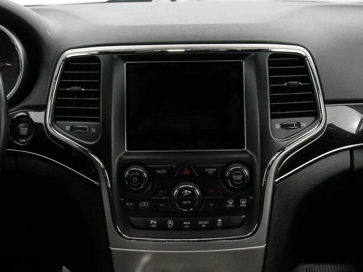 Купить Jeep Grand Cherokee с пробегом. Фото: #15