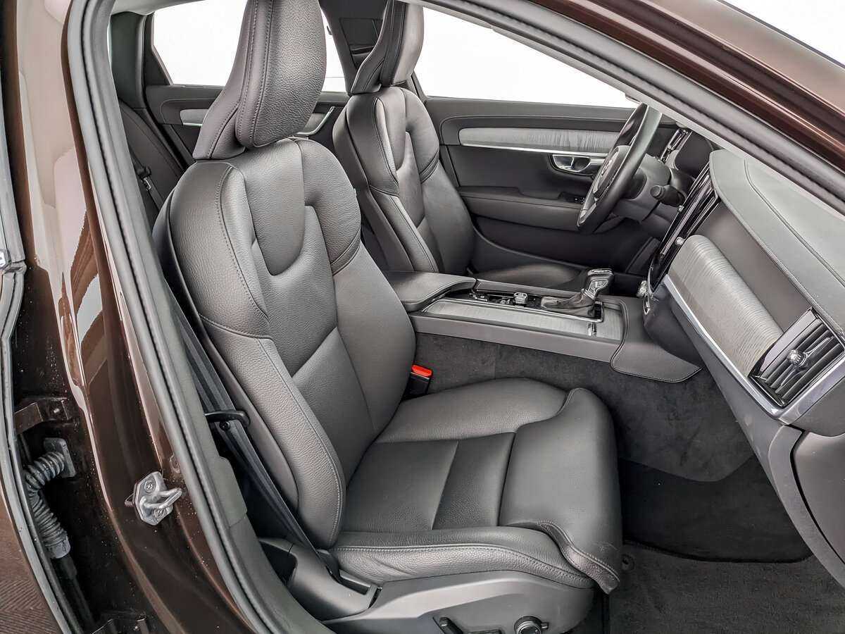 Купить Volvo S90 с пробегом. Фото: #20