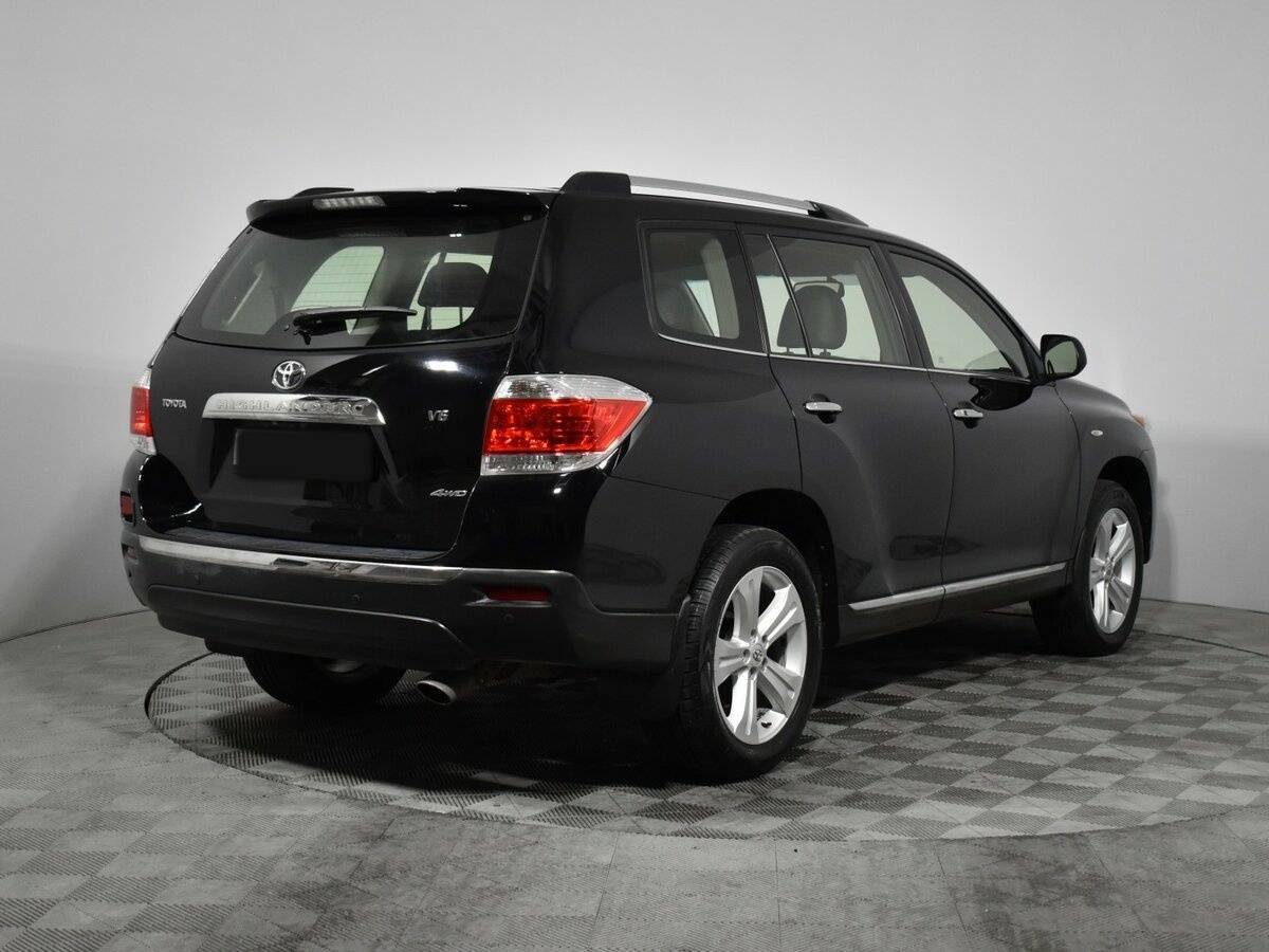 Купить Toyota Highlander с пробегом. Фото: #4