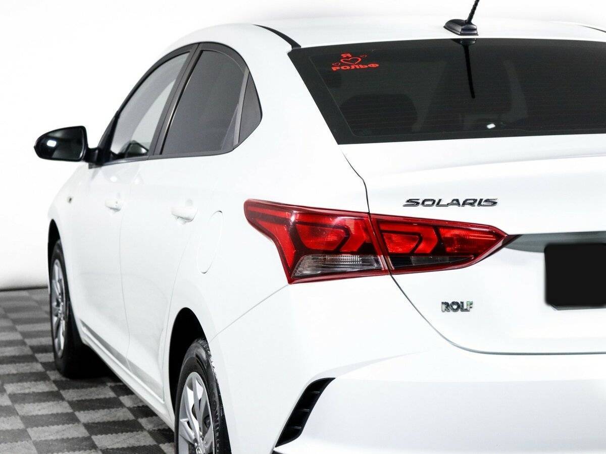 Купить Hyundai Solaris с пробегом. Фото: #17