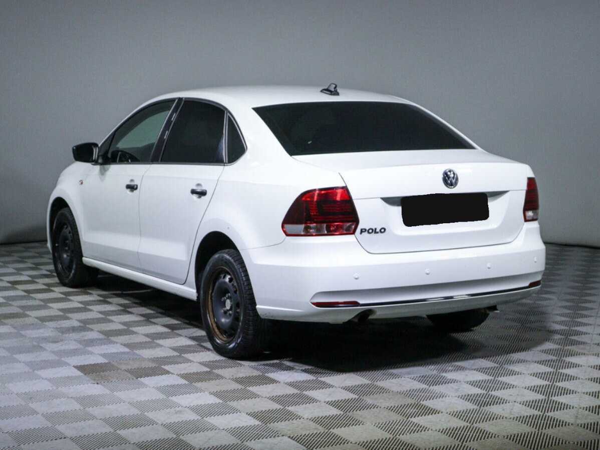 Купить Volkswagen Polo с пробегом. Фото: #5