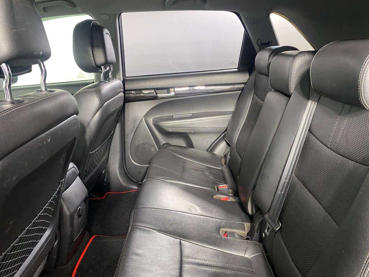 Купить Kia Sorento с пробегом. Фото: #11