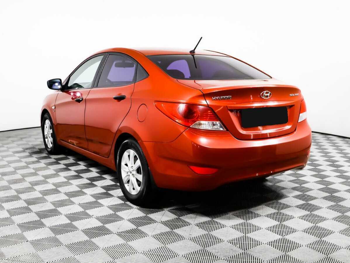 Купить Hyundai Solaris с пробегом. Фото: #6