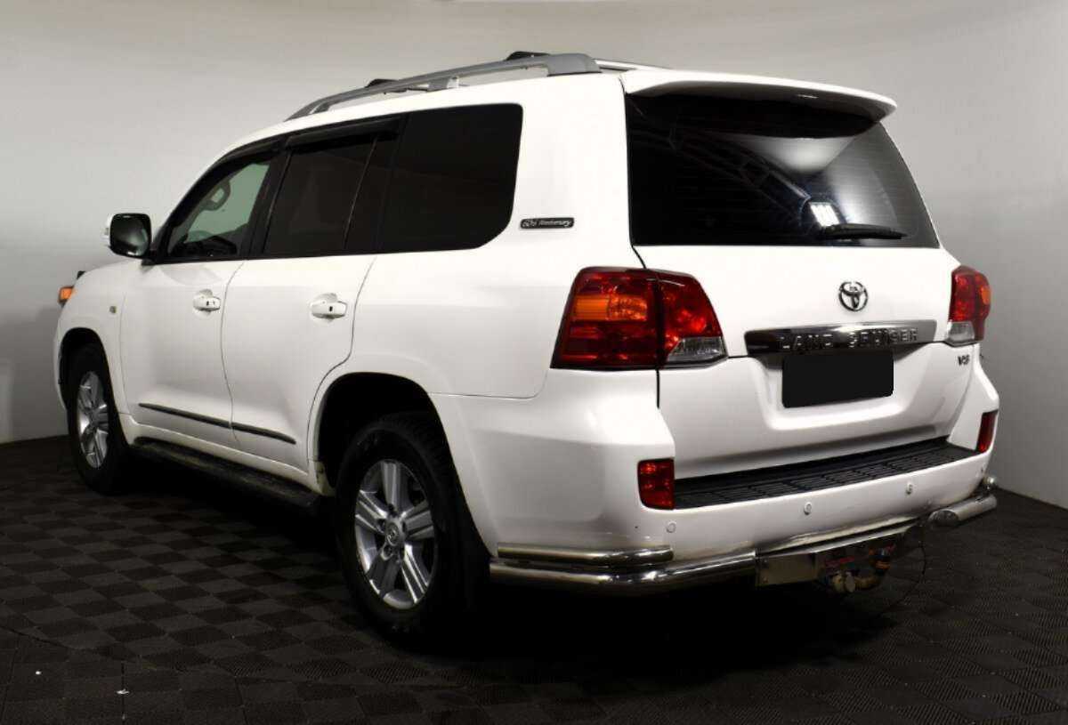 Купить Toyota Land Cruiser с пробегом. Фото: #5