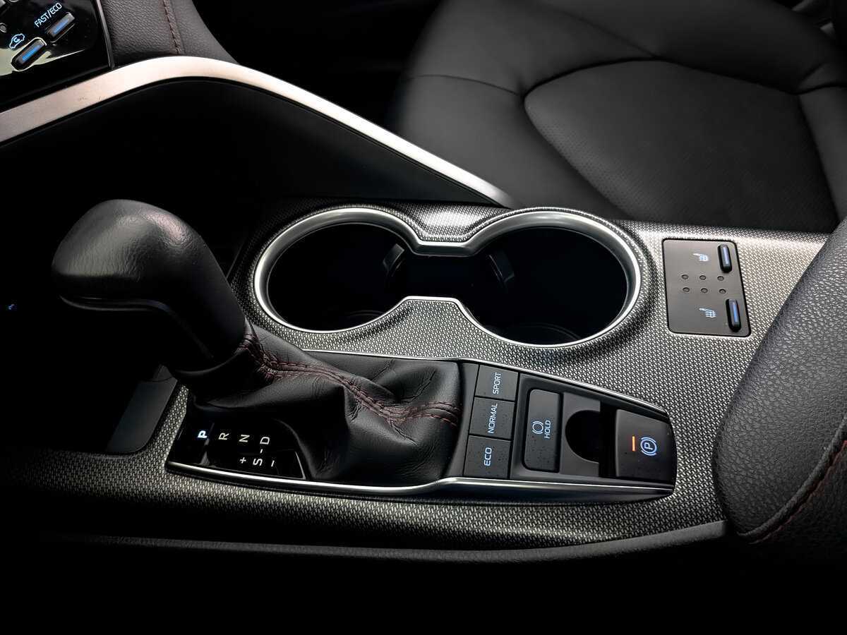 Купить Toyota Camry с пробегом. Фото: #25