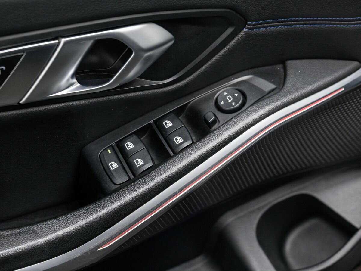 Купить BMW 3 серии с пробегом. Фото: #10