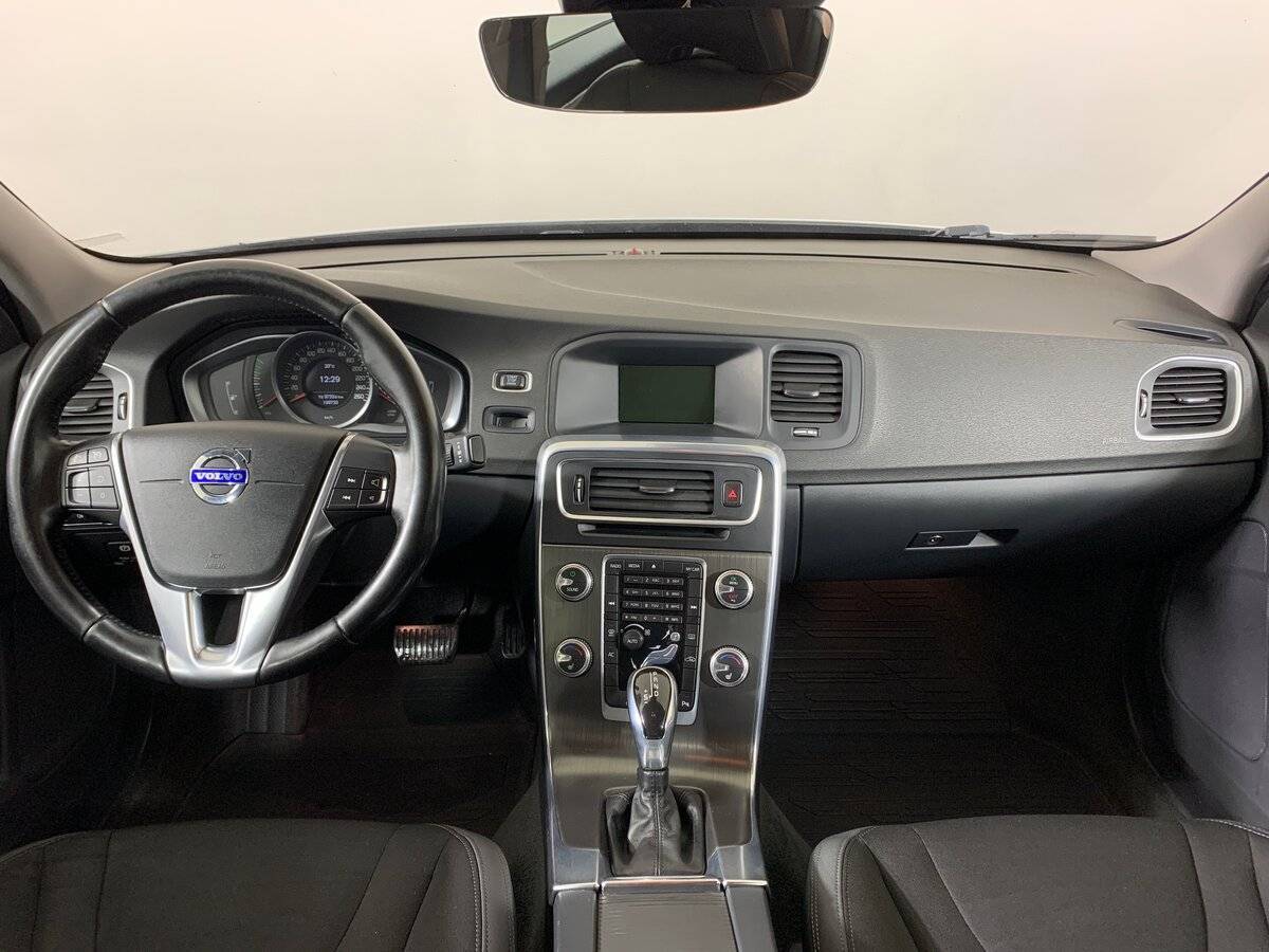 Купить Volvo S60 с пробегом. Фото: #11