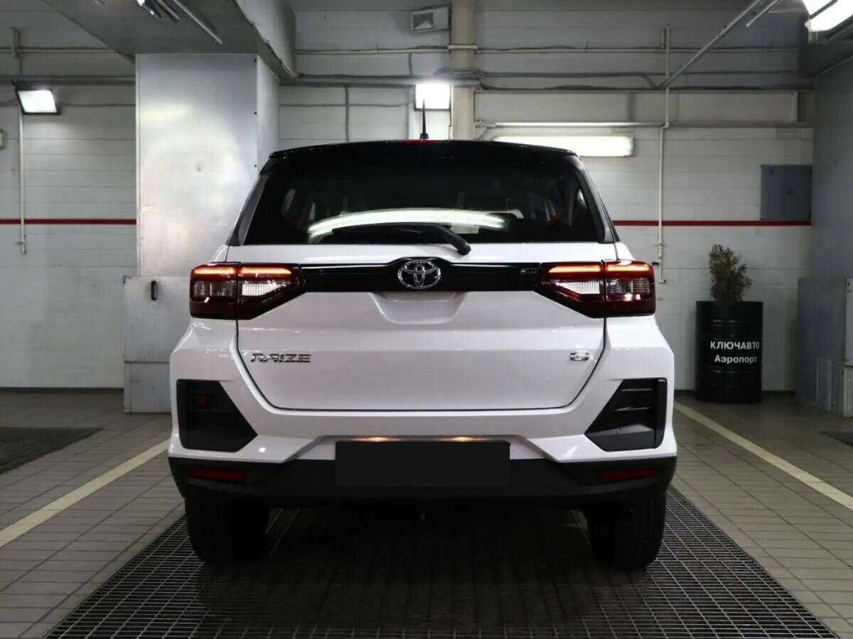 Купить Toyota Raize с пробегом. Фото: #3