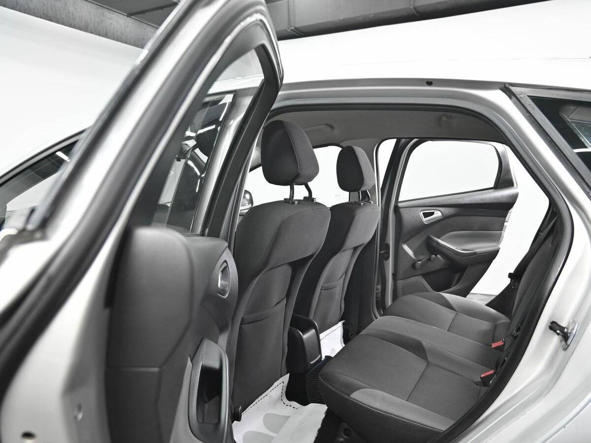 Купить Ford Focus с пробегом. Фото: #11