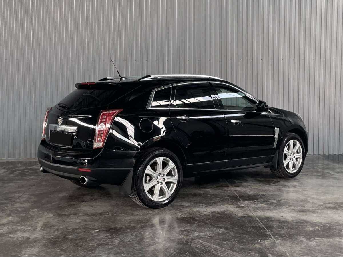 Купить Cadillac SRX с пробегом. Фото: #4